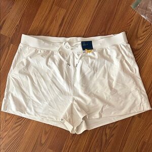 Old Navy Women's Cream Athletic Shorts